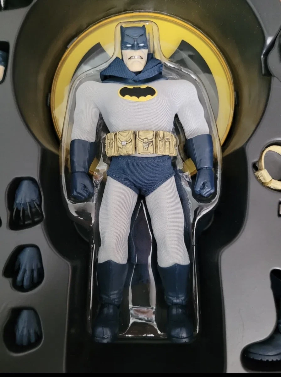 Mezco one 12 dark knight returns sale