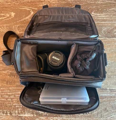 Nikon D3100 DSLR Camera Bundle 18-55mm & 55-200mm Lenses + Bag + Extras - Picture 18 of 20