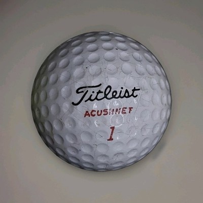 1 x Titleist Acushnet Vintage Golf Ball