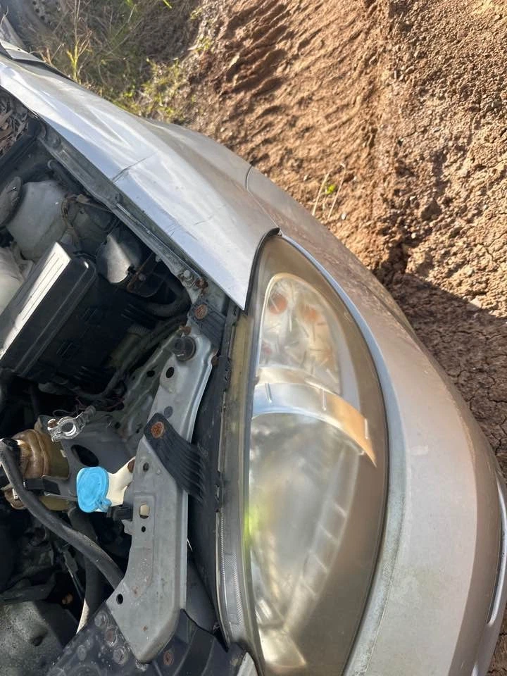 2006 Holden Viva JF LH Passengers Headlight Sedan Auto Petrol #B678 - image 4 of 4