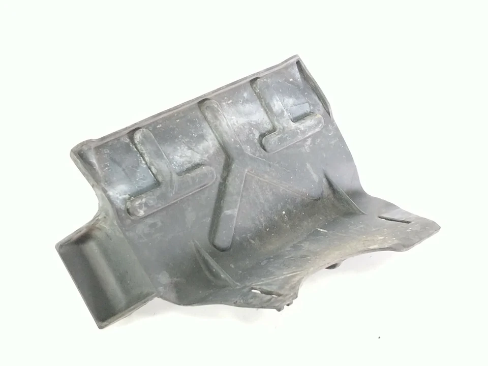 Protetor térmico interno de plástico 99-00 Honda CBR 600 F4 - Imagem 2 de 4