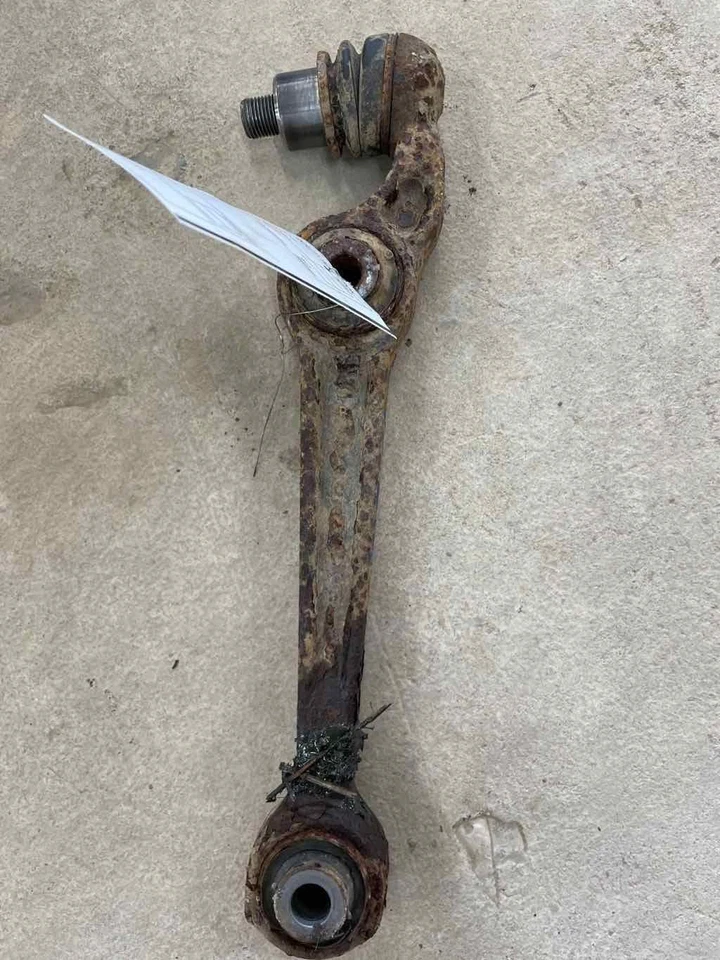 Brazo de control inferior delantero 10 MERCURY MILAN Foto 2 de 2