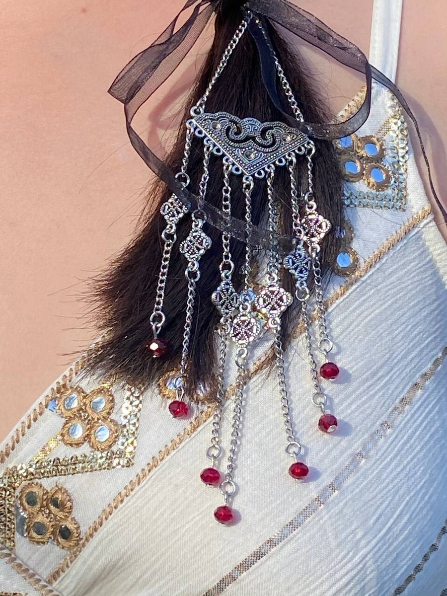 Kazakh ethnic hair clip decorated with beads, decoration of the