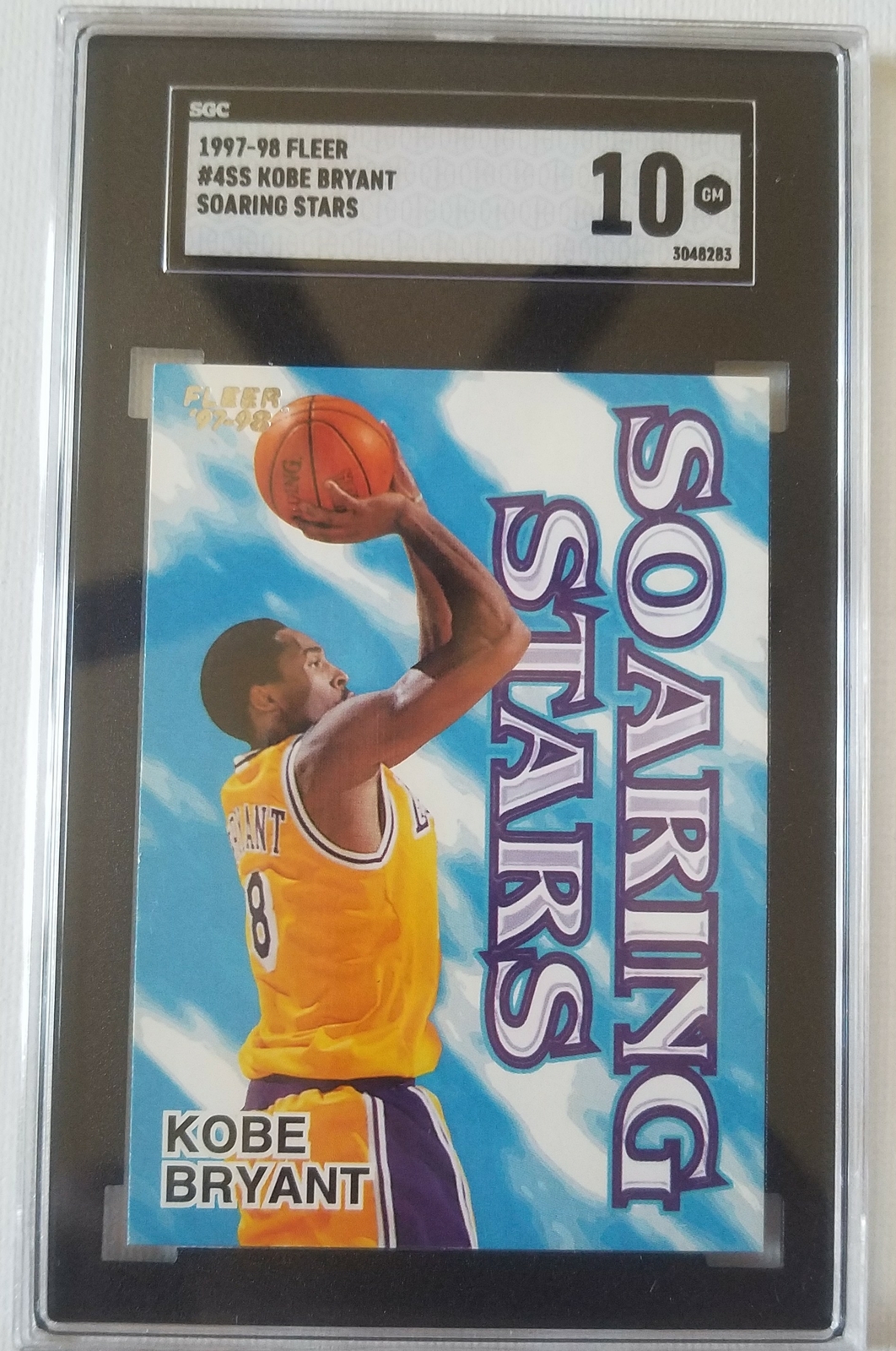 Kobe Bryant 1997-98 Fleer #4SS Soaring Stars SGC 10