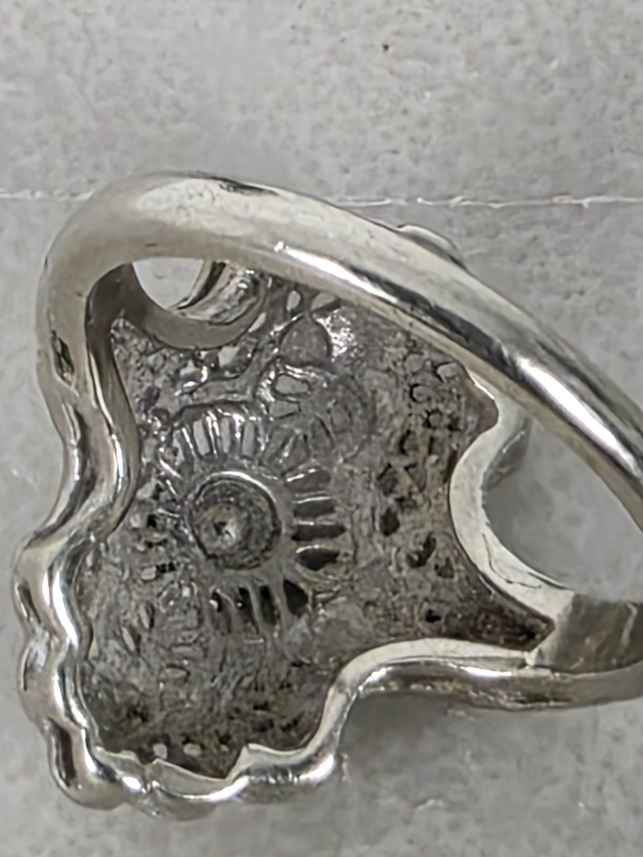 Beautiful Vintage ELBE 10K white gold ring with  a  real diamond weighing 3.4 G View 5