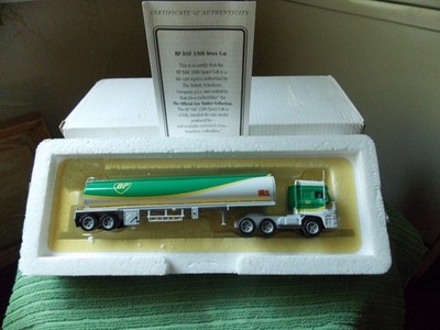 Matchbox Collectibles BP Gas Tanker Tractor Trailer 1:100 CCY13-M   MIB,COA