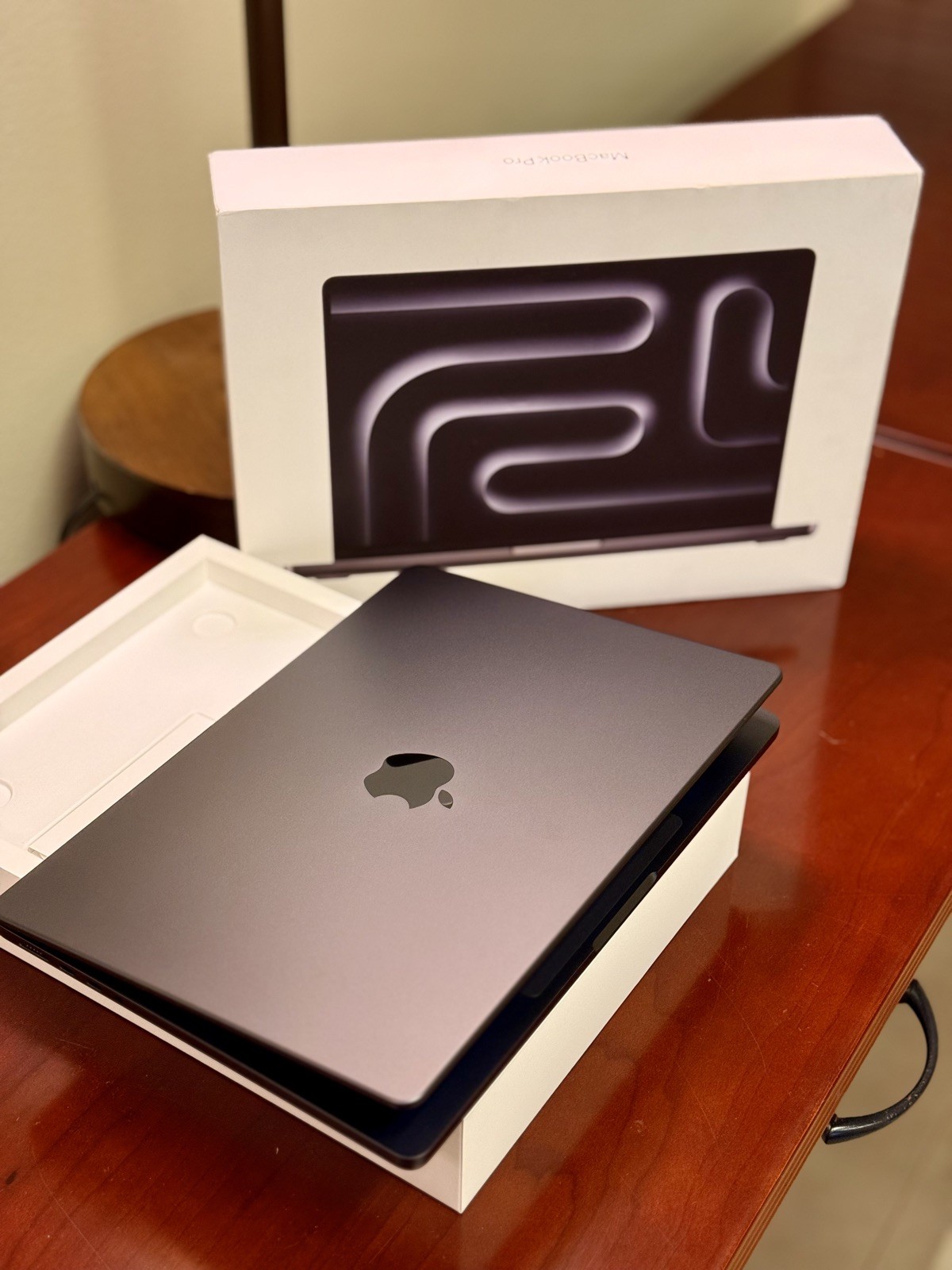MacBook Pro 16