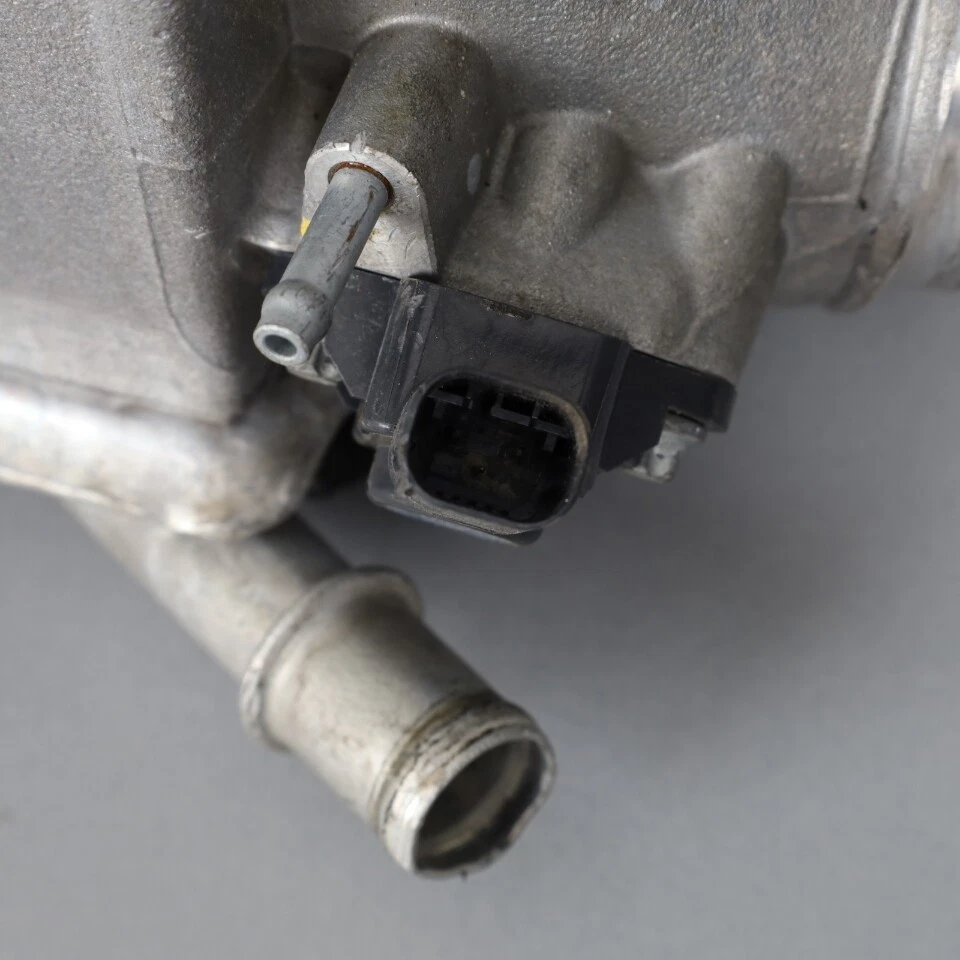 2003-2016 Mercedes CL600 CL65 Right Intercooler 2750901914 OEM Used Foto 4 de 4