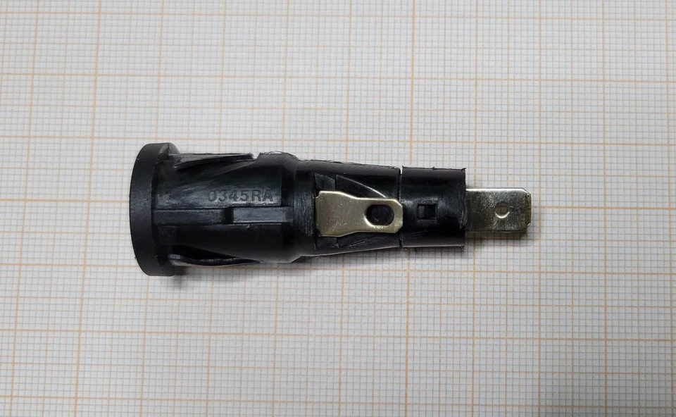 Porte-Fusible C0345RAAAB + fusible T16 250V, 16A Montage sur panneau - Photo 1/4