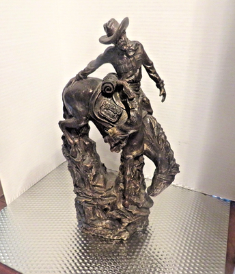 【値下げしました】Austin Prod Inc 1977 カウボーイ オブジェ AUSTIN PRODUCTIONS 1970s Sculpture Bronze Tone Vintage Cowboy on