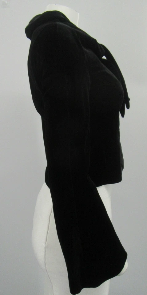 Alberta Ferretti 黑色天鹅绒西装外套上衣喇叭袖扣领带领 尺寸 6/S — 第 2/4 张图片