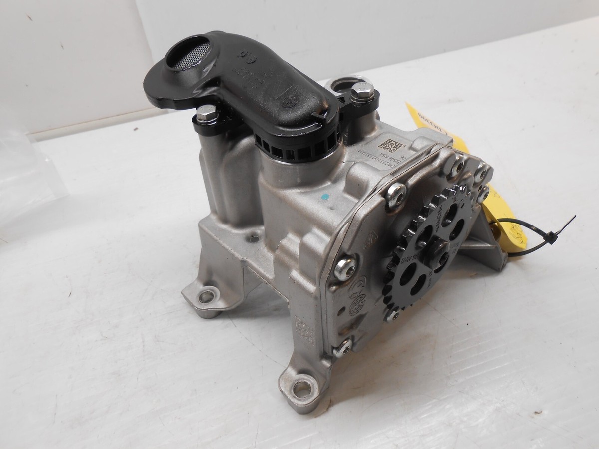 BMW X5 Engine Oil Pump OEM 8646454 / 11417643047 / 7643047 CD0390
