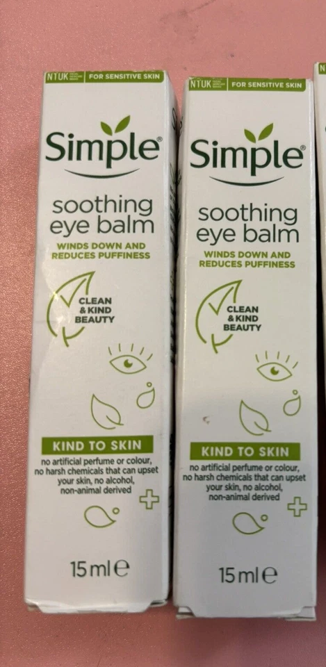 Simple Kind To Skin Piel Sensible Revitalizante Ojos Roll On 0.5oz Foto 2 de 4