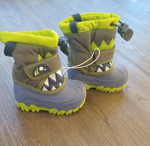 baby snow boots size 5