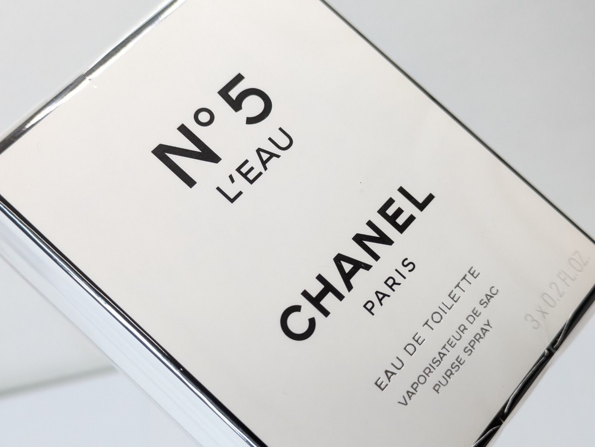CHANEL Authentic 2024 Chanel No. 5 Eau De toilette Holiday