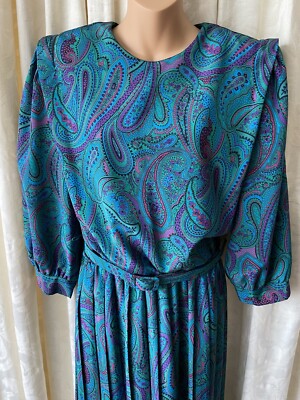 green emerald velvet dress Just Add Joy Black Paisley Shirt Dress, X-Small - The Mint Julep Boutique main image 0