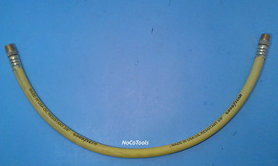 Goodyear USA 2' 3/8'' 250 PSI Oil Resistant Rubber Air Hose Pigtail Whip 3/8 NPT 