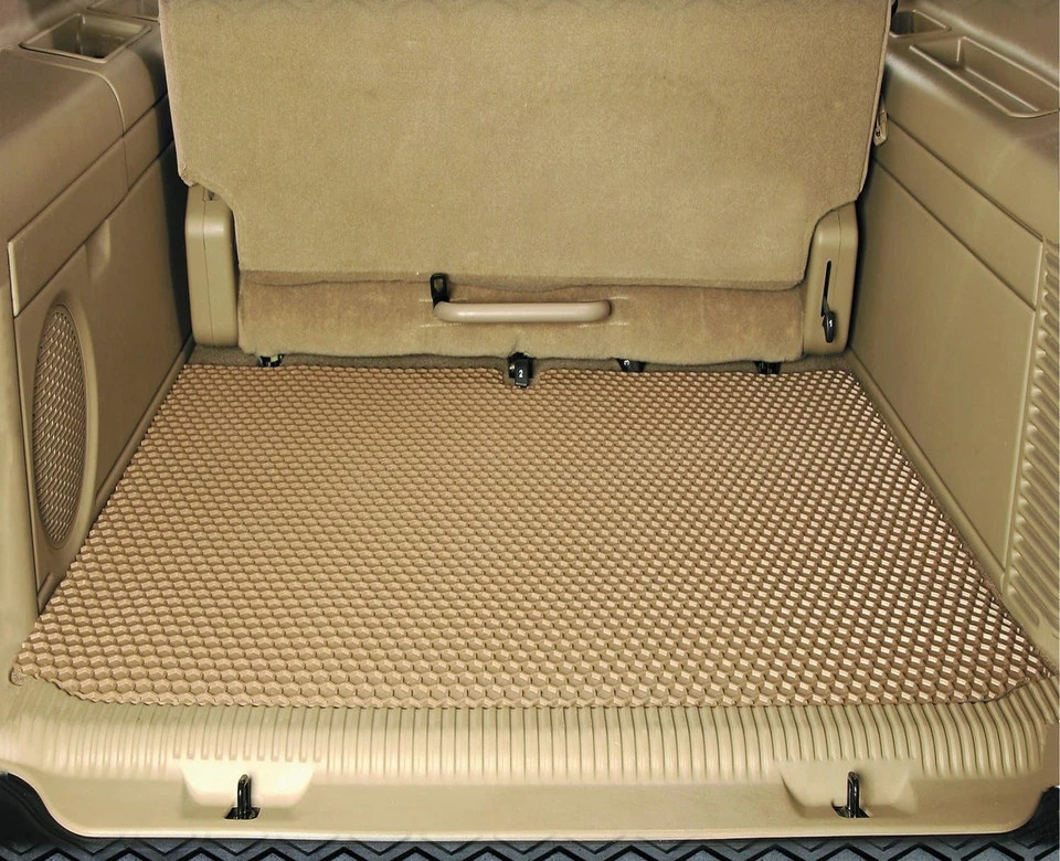 Alfombrillas de goma personalizadas para maletero de carga HexoMat para Chevrolet - Hechas en EE. UU. Foto 2 de 4