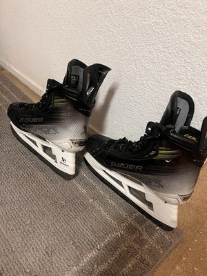 2023 Bauer Vapor Hyperlite 2 Hockey Skates 8.5 Fit 3 with Fly-TI Steel (Used)