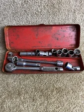 INDESTRO 3/8 SAE Ratchet,Specialty Socket 13 Pc.Set