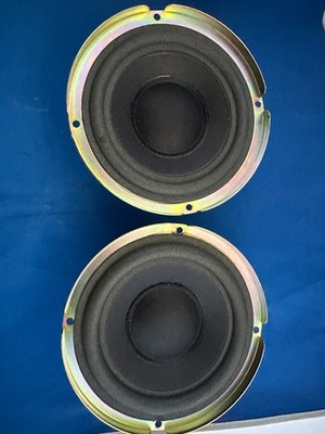 Bose 111791-K Speakers   Set of 2   New Open Box   Genuine Bose Sound Quality