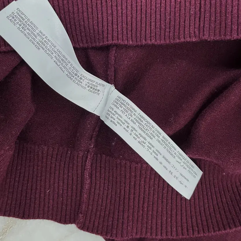 Massimo Dutti Burgundy Wool Knit Sweater M thumbnail 7