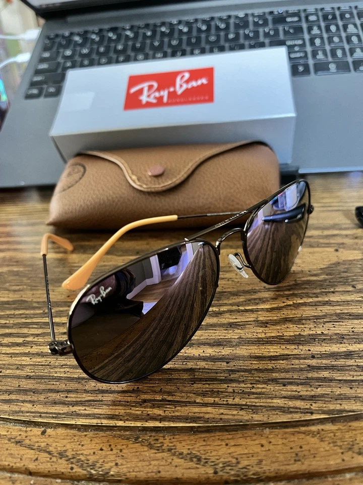 RAY-BAN AVIADORES RB3025 58mm. MARCO DE BRONCE CON LENTES ESPEJO LIKEAC MORADO. NUEVO. Foto 3 de 4