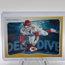 2020 Score - Deep Dive Patrick Mahomes II #DD-PM Gold  