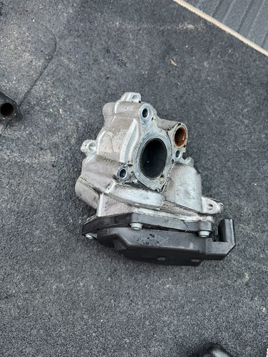 AGR Ventil Mercedes Benz Abgasrückführungsventil Abgasrückführung A6511400160