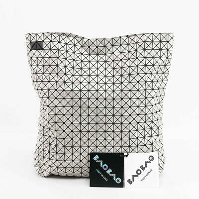 美品・百貨店購入BAOBAO ISSEY MIYAKE ルーセント 6×6 白 Baobao Issey Miyake Lucent Tote Bag - White | eBay