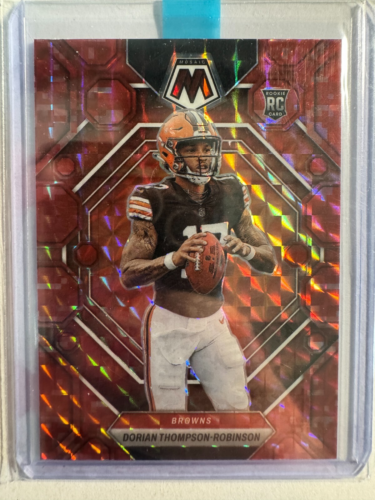 K246,555 - 2023 Panini Mosaic Mosaic Camo Red #316 Dorian Thompson-Robinson