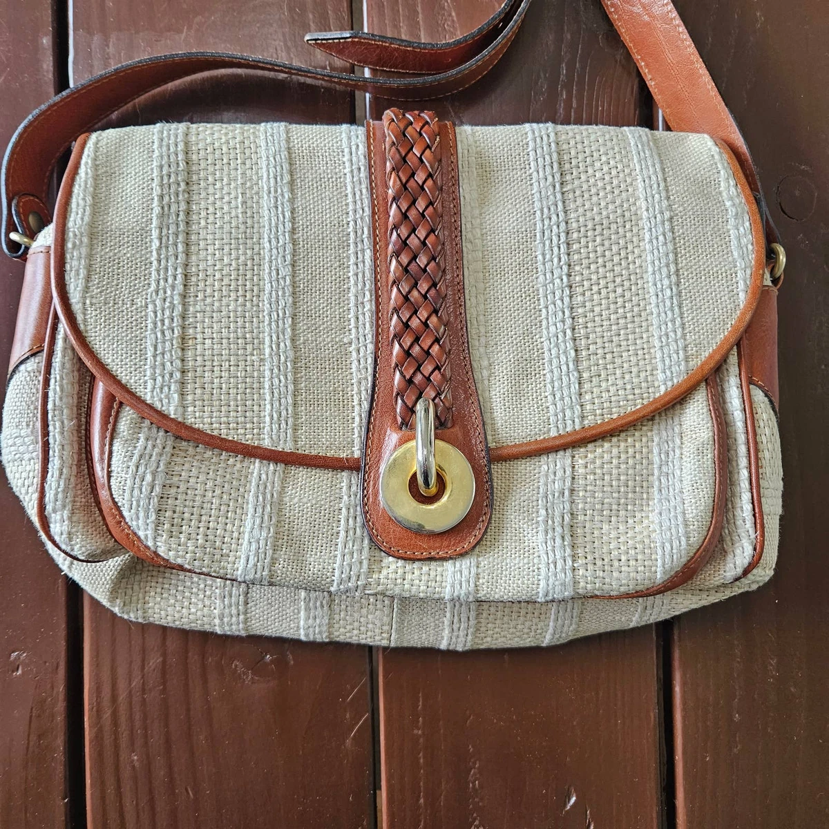 Dillards dooney 2025 and bourke crossbody