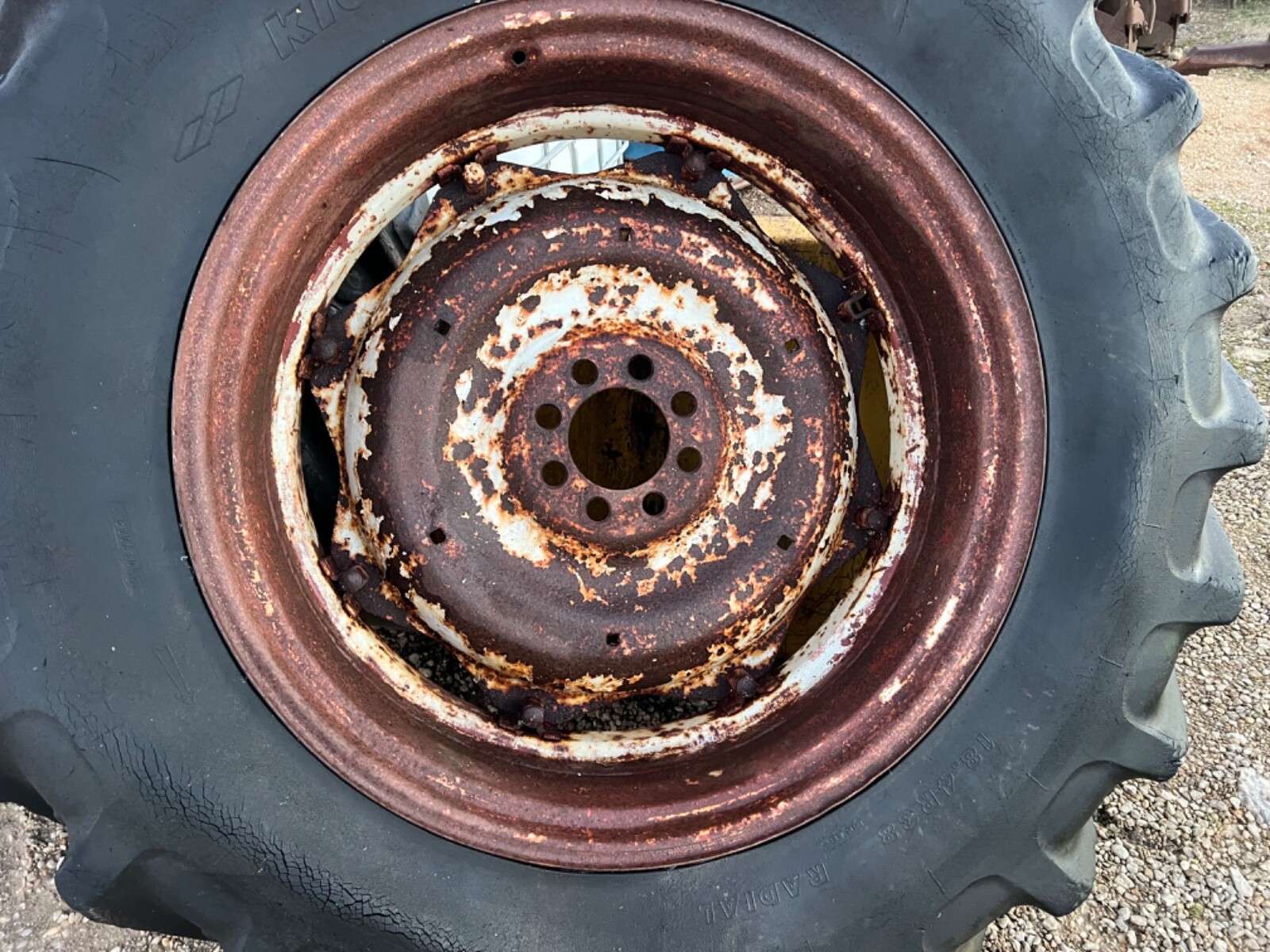 FORD TRACTOR WHEELS 18.4/38 eBay