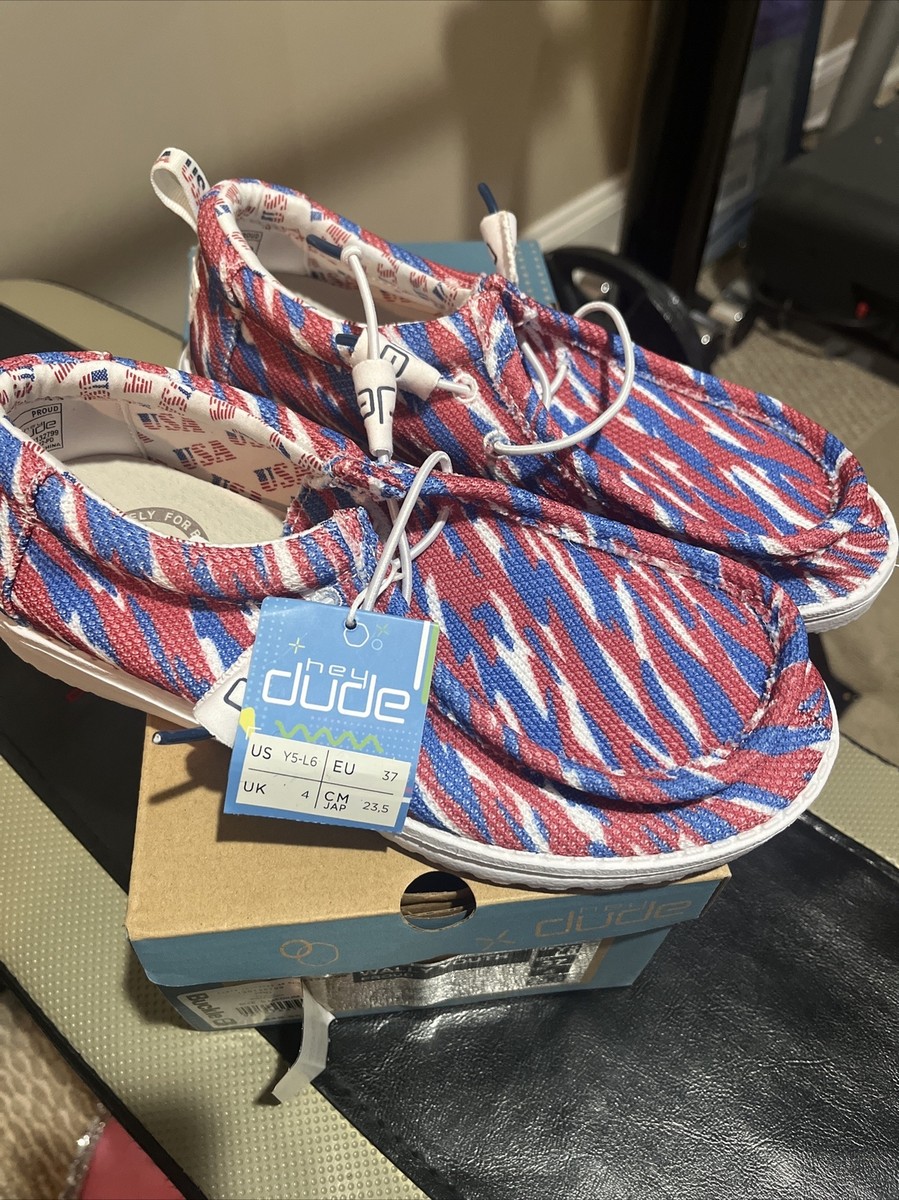 Hey dude wally proud Buffalo bills Zubaz Women’s Size