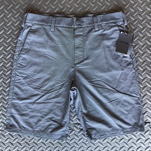 short tamanho 32