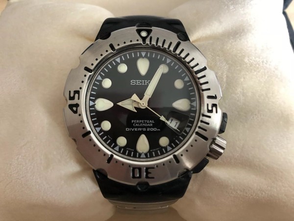 Reloj Seiko Calendario Perpetuo 8F35-0019