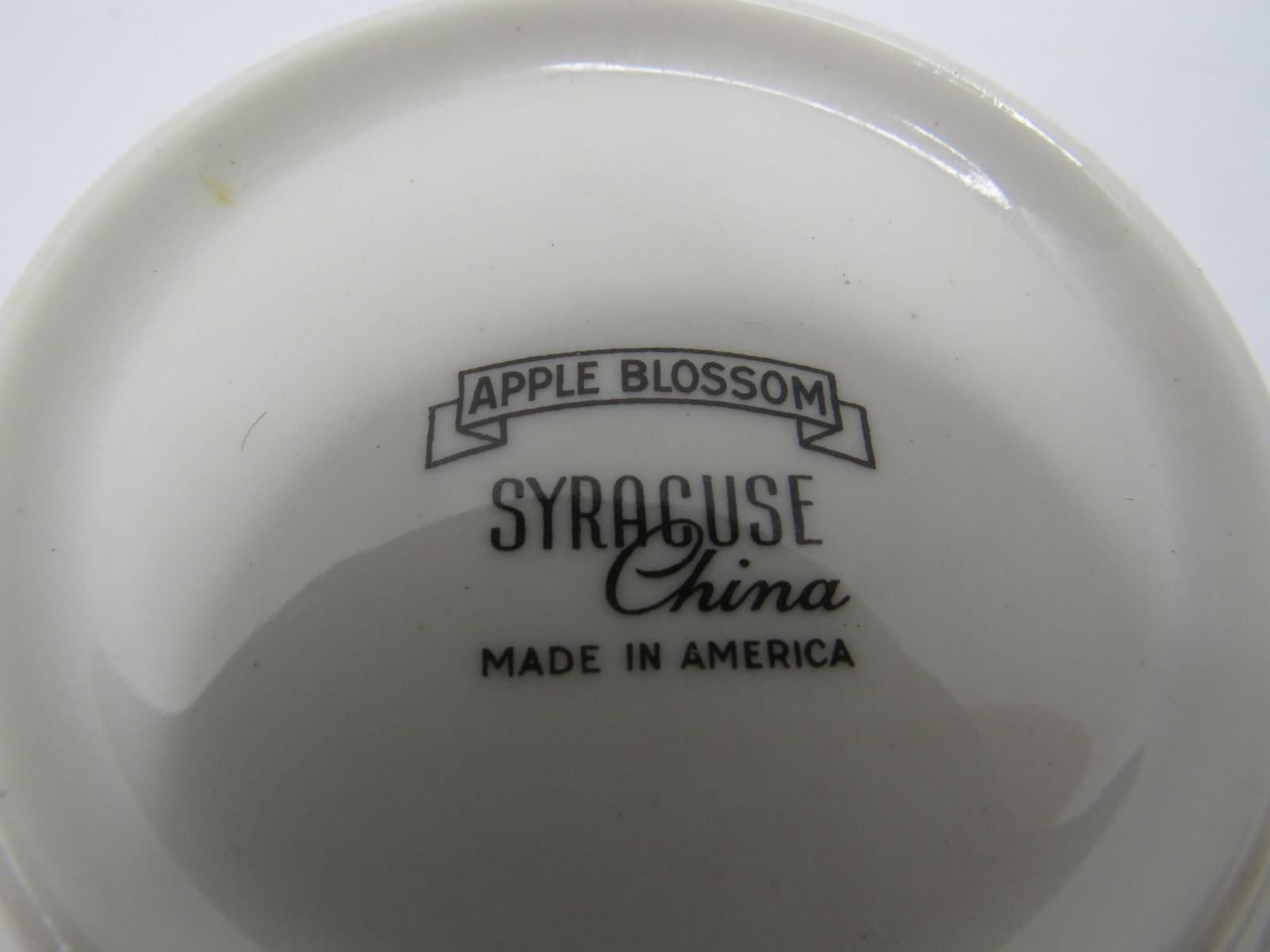 8-Vtg Syracuse China Berry Dessert Bowls Apple Blossom Pattern Gold Trim USA