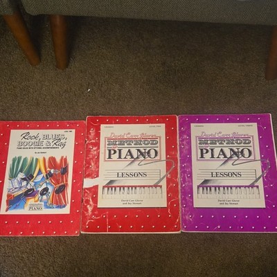 David Carr Glover Piano Lesson Book Levels 2 & 3 Illustrated FDL01016 FDL01011