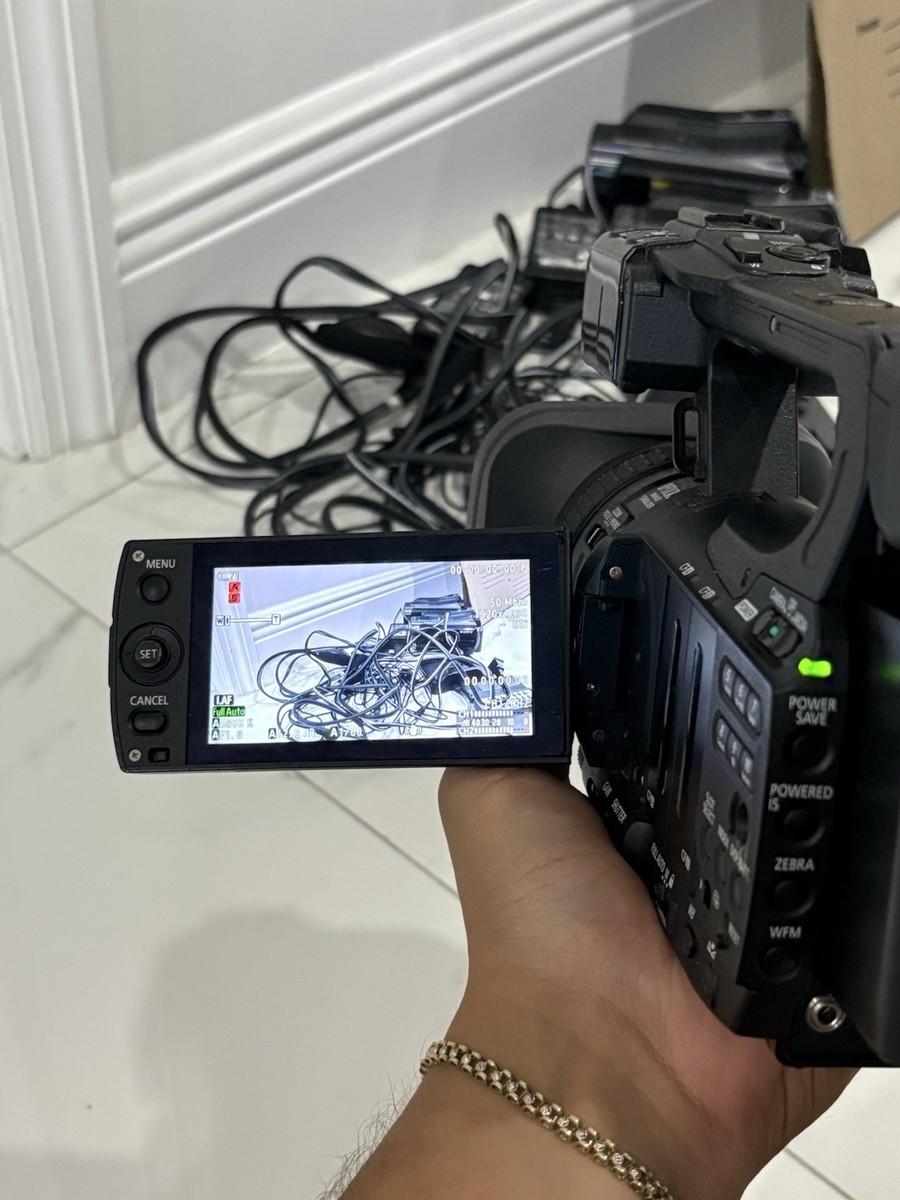 Canon XF100 Professional Camcorder W/Battery & Charger Tested