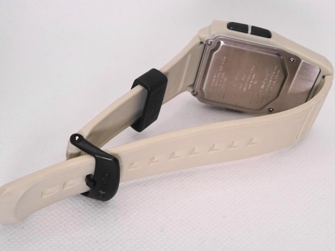 【美品 稼働品 データバンク】 CASIO DBC-32 白 S151 CASIO DBC-32 Databank White Digital Watch Tested Excellent
