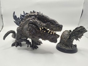X-Plus Deforeal Godzilla 1998 - American Goji - RIC Version with Baby (Boxed)