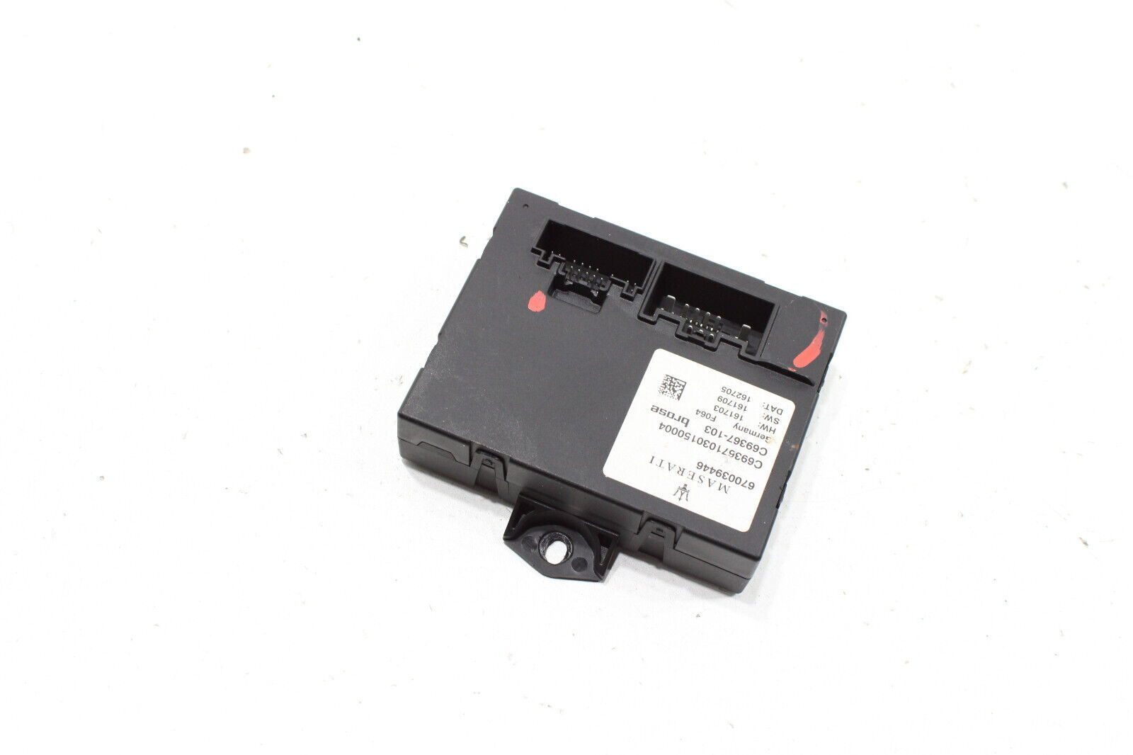 2017 - 2020 MASERATI LEVANTE POWER TAILGATE LIFTGATE COMPUTER CONTROL MODULE OEM