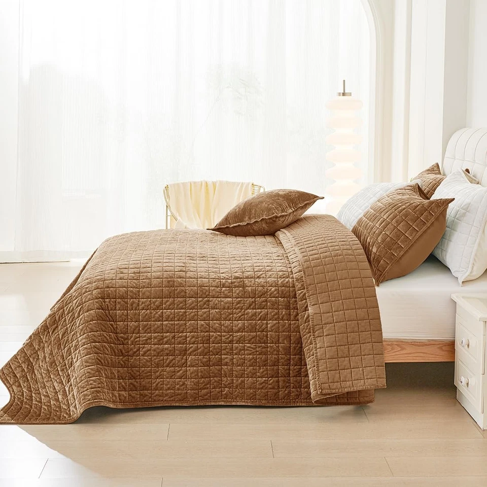 Quilt Set California King 106x118 Velvet 3 Pieces with 2 Pillow Shams | All - Image 4 of 4