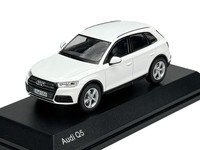 Dealer Model Audi Q5 Ibis White 1:43 Die Cast Metal Model Neu Im Kasten