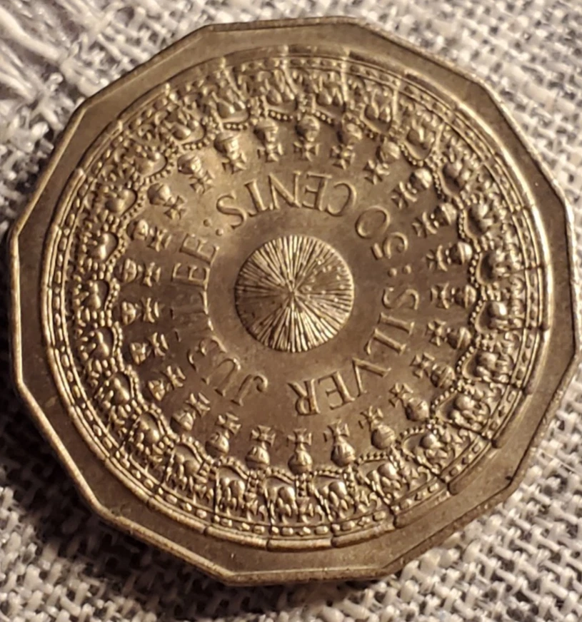 Australia 1977 Silver Jubilee 50 Cent Commemorative Copper-nickel KM#70 Coin - Image 2 of 2