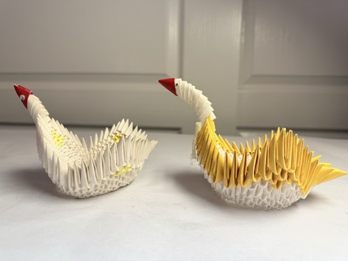 Handmade 3 D Origami Swans Set of 2 Completed Decorations - Picture 9 of 14