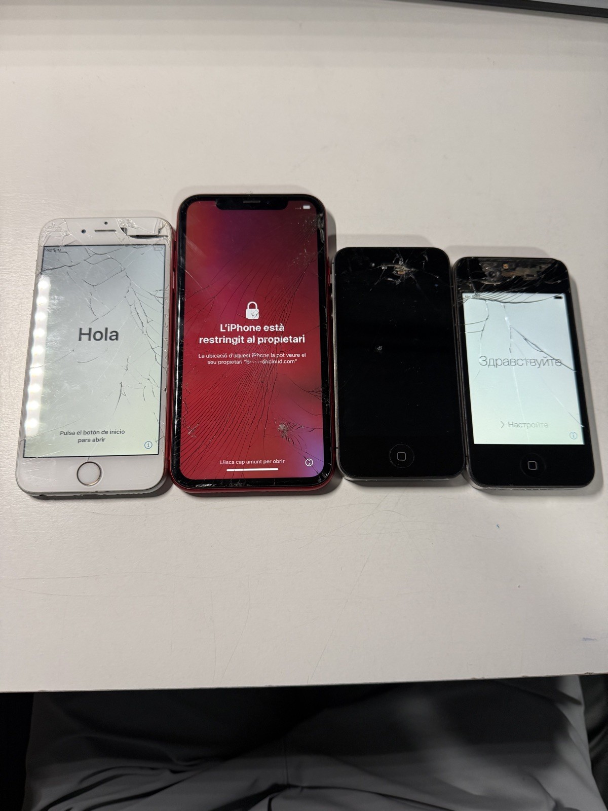 Lot of 4 iPhones for parts