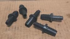 LOT OF 5 BLACK PLASTIC STRAIGHT FITTINGS (SEE DESCRIPTION FOR DETAILS)  M128E