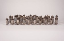 50er Konvolut Vintage R&ouml;hren Radio Telefunken Valvo Siemens Philips Lorenz usw.