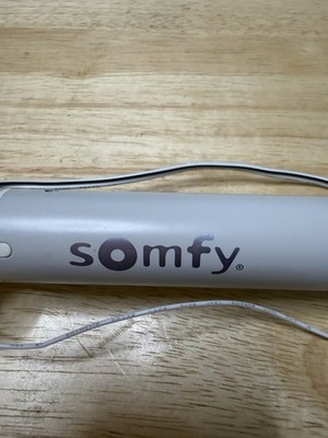 Somfy Sonesse 28 WF RTS WireFree Motorized Roll Up (External Battery)  1241230A